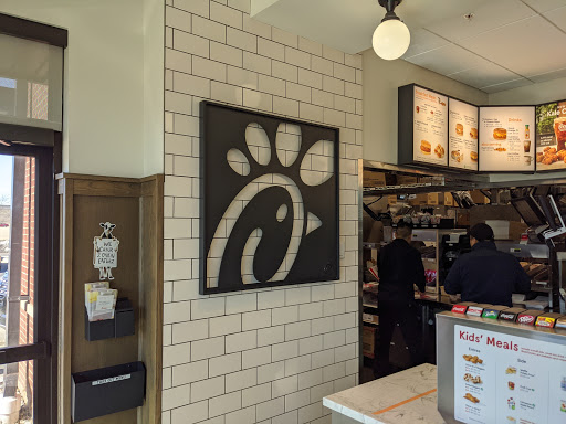 Fast Food Restaurant «Chick-fil-A», reviews and photos, 595 Northtown Dr NE, Blaine, MN 55434, USA