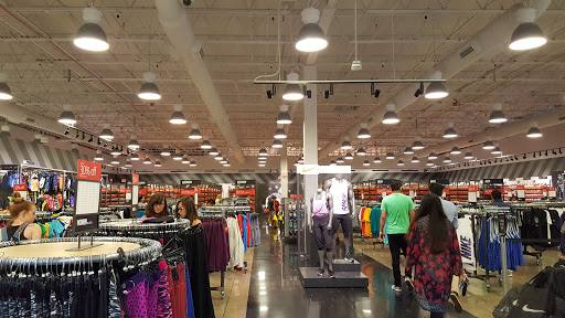 Sporting Goods Store «Nike Factory Store», reviews and photos, 6170 Grand Ave #569, Gurnee, IL 60031, USA