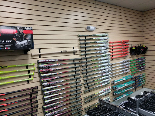 Sporting Goods Store «FishHawk Sporting Goods», reviews and photos, 13446 Boyette Rd, Riverview, FL 33569, USA