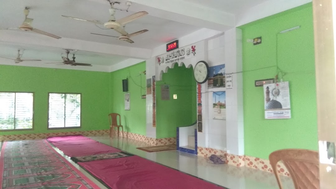 ৪ নম্বর ঘিবা পুকুরপাড় জামে মসজিদ