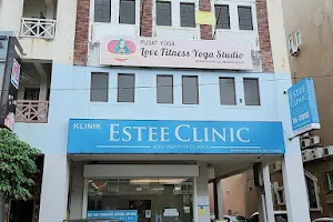 Estee Clinic Kulai image