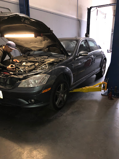 Auto Repair Shop «A1 AUTO MASTERS», reviews and photos, 5829 West Sam Houston Pkwy N #201, Houston, TX 77041, USA