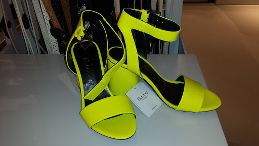 Tiendas para comprar sandalias planas mujer San Sebastián