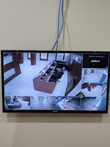 فني كاميرات