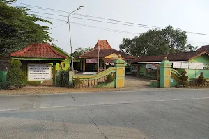 Balai Desa Pekuncen image
