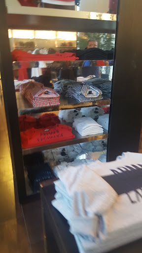 Clothing Store «A/X Armani Exchange», reviews and photos, 760 Collins Ave, Miami Beach, FL 33139, USA
