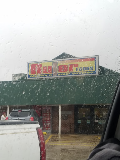 Grocery Store «Ruler», reviews and photos, 360 E Main St, Bloomfield, IN 47424, USA