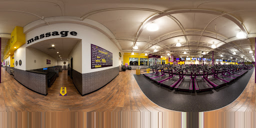Gym «Planet Fitness», reviews and photos, 1135 E Grand River Ave, Howell, MI 48843, USA