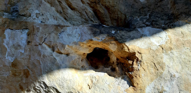 Grotta di Fratanalle Parco Nazionale della Majella, Pennapiedimonte, 66010 Pennapiedimonte CH, Italia