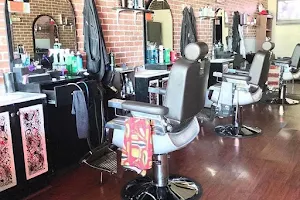 Headlinerz BarberShop image