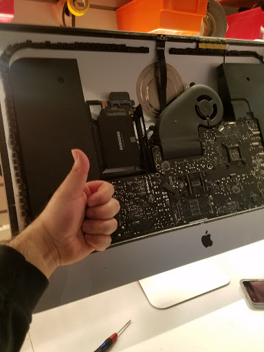 Electronics Repair Shop «Gadget Fix», reviews and photos, 520 Lenora St, Seattle, WA 98121, USA