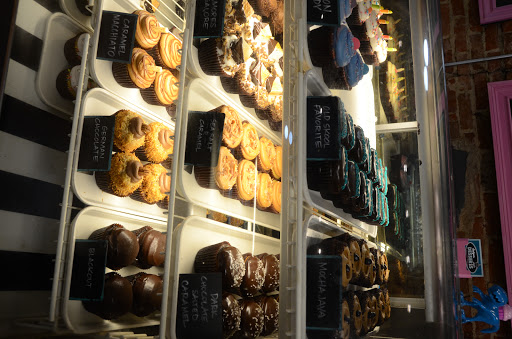 Bakery «Designer Desserts», reviews and photos, 56 Lincolnway, Valparaiso, IN 46383, USA