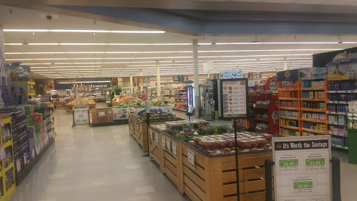 Grocery Store «MacDill Commissary», reviews and photos, 2908 N Boundary Blvd, Tampa, FL 33621, USA