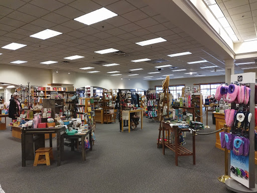 Book Store «Schuler Books & Music», reviews and photos, 2660 28th St SE, Grand Rapids, MI 49512, USA