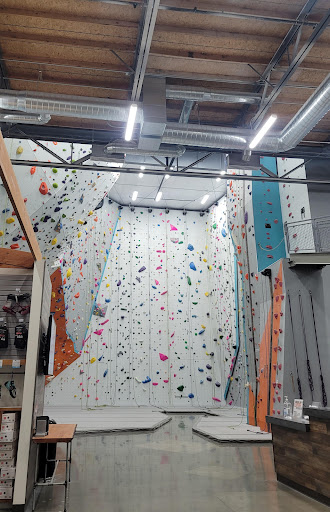 Rock Climbing Gym «Edgeworks Climbing», reviews and photos, 6102 N 9th St #200, Tacoma, WA 98406, USA