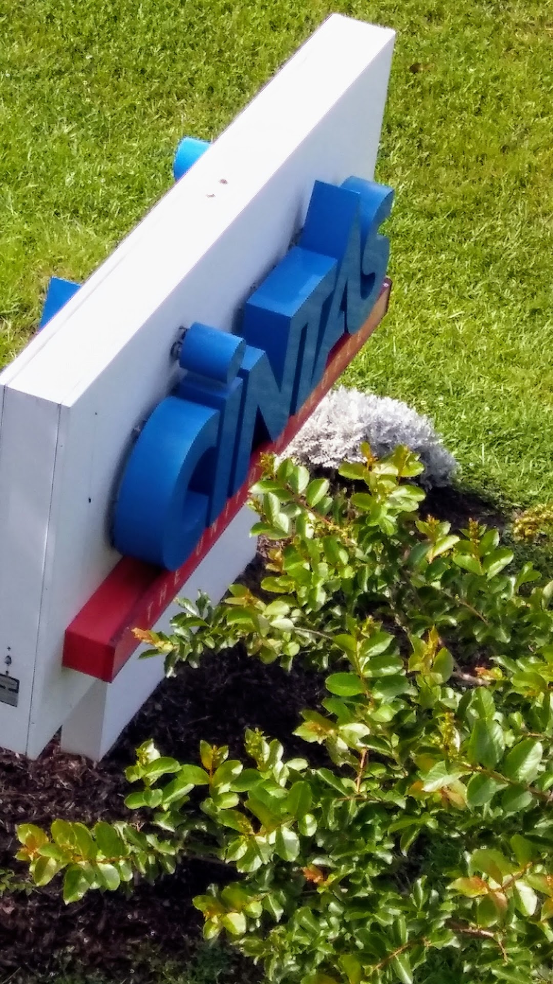 Cintas Uniform Services