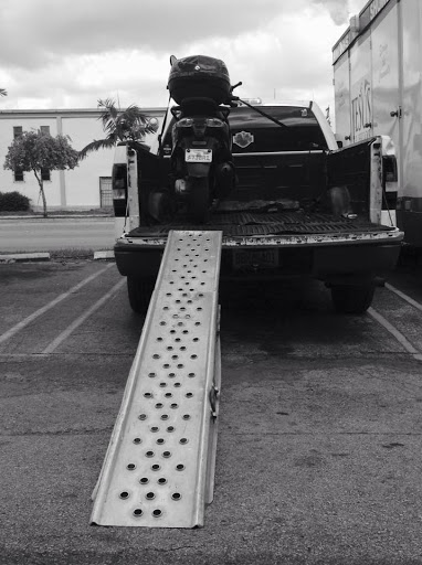 Motorcycle Repair Shop «Fache Motorcycles & Scooters sales-repairs shop», reviews and photos, 2051 NW 27th Ave, Miami, FL 33142, USA