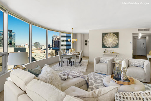 Furniture Store «Judson Roy Home Furnishings», reviews and photos, 190 NW 2nd Ave, Canby, OR 97013, USA