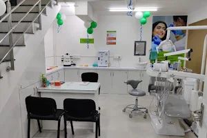 Sabka dentist - Siliguri (Don Bosco Road) image