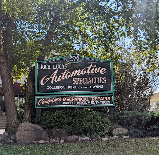 Auto Body Shop «Automotive Specialties», reviews and photos, 208 Wolf St, Yorkville, IL 60560, USA