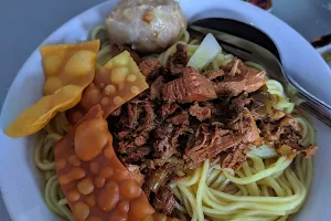 Bakso Muncul Pak Bambang image