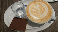 Cappuccino du Café Couleurs Café à Chantilly - n°5