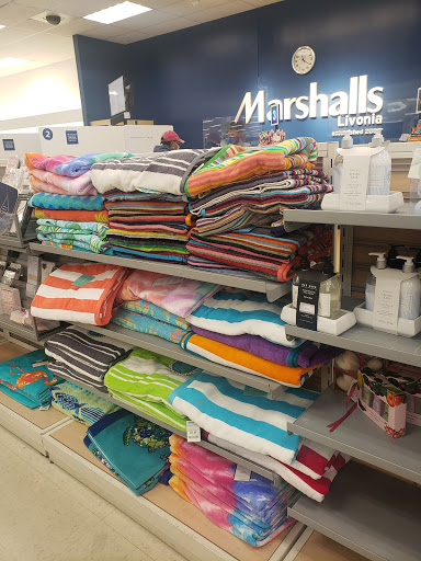 Department Store «Marshalls», reviews and photos, 13200 Middlebelt Rd, Livonia, MI 48154, USA