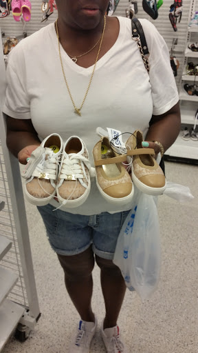 Clothing Store «Ross Dress for Less», reviews and photos, 7884 Van Nuys Blvd, Van Nuys, CA 91402, USA