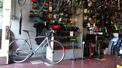 Volker Bicycles, 1717 W 39th St, Kansas City, MO 64111, USA, 