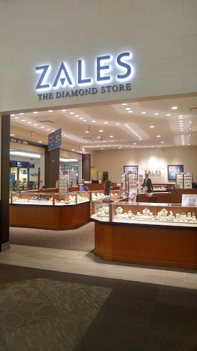 Jewelry Store «Zales - The Diamond Store», reviews and photos, 8251 Flying Cloud Dr, Eden Prairie, MN 55344, USA