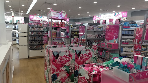 Hair Salon «Ulta Beauty», reviews and photos, 601 E Trenton Rd, Edinburg, TX 78539, USA