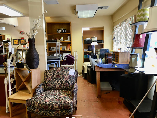 Thrift Store «Sutter VNA & Hospice Thrift Store», reviews and photos, 3209 Cleveland Ave, Santa Rosa, CA 95403, USA