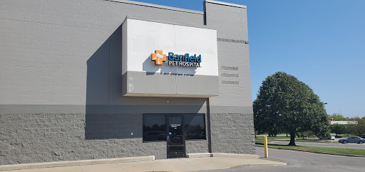 Pet Supply Store «PetSmart», reviews and photos, 11501 Metcalf Ave, Overland Park, KS 66210, USA