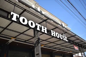 คลินิกทันตกรรมทูธเฮาส์ Tooth House image