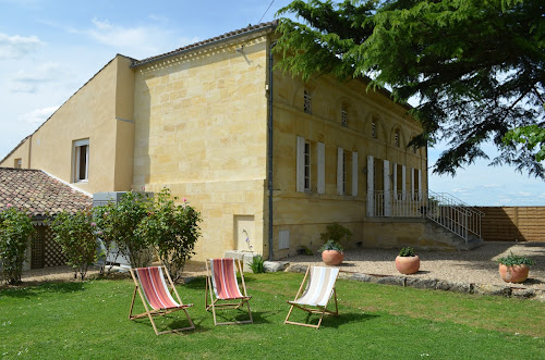 Les Cèdres : Gîte de caractère et charme, proche Saint Émilion et Bordeaux en Gironde à Génissac