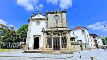Capela e Casa dos Coimbras - Lgo de Santa Cruz 23, 4700-308 Braga, Portugal