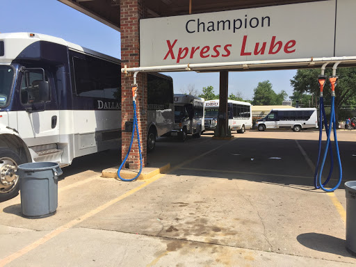 Car Wash «SuperShine Car Wash», reviews and photos, 600 N Carrier Pkwy, Grand Prairie, TX 75050, USA