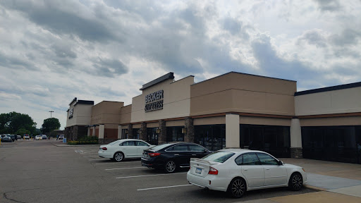 Furniture Store «Becker Furniture World - Burnsville», reviews and photos, 14286 Plymouth Ave S, Burnsville, MN 55337, USA