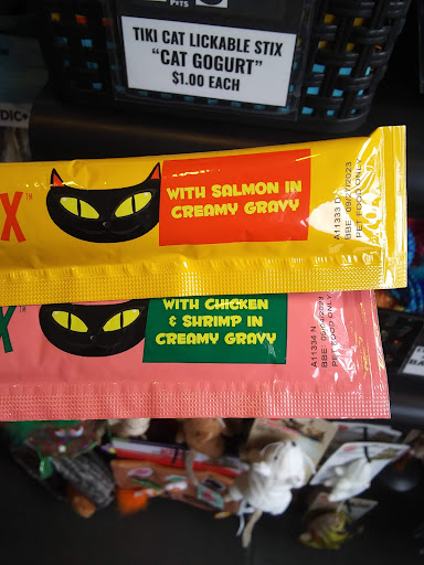 Pet Supply Store «Ruff Haus Pets», reviews and photos, 4652 N Rockwell St, Chicago, IL 60625, USA