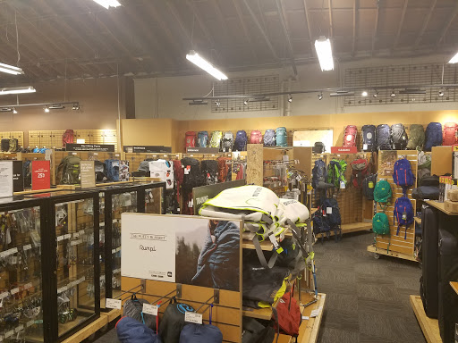 Camping Store «REI», reviews and photos, 1338 San Pablo Ave, Berkeley, CA 94702, USA