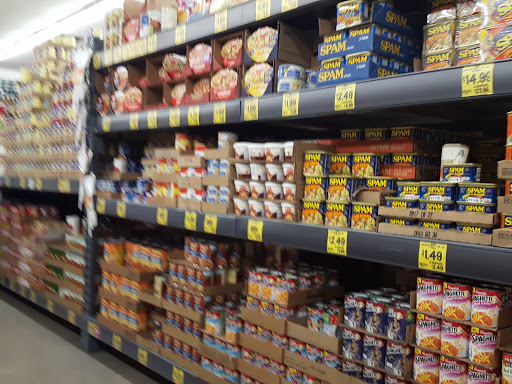 Grocery Store «Grocery Outlet Bargain Market», reviews and photos, 1355 NW 185th Ave, Beaverton, OR 97006, USA