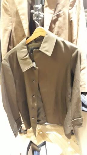 Clothing Store «Banana Republic», reviews and photos, 601 13th St NW, Washington, DC 20005, USA