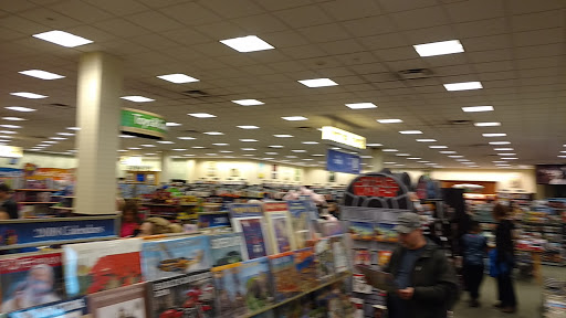 Book Store «Barnes & Noble», reviews and photos, 3120 Fairlane Dr, Allen Park, MI 48101, USA