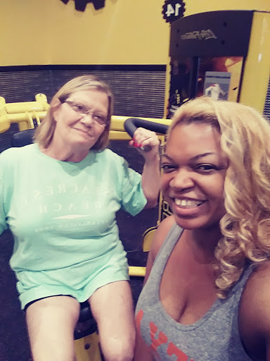 Gym «Planet Fitness - Groves, TX», reviews and photos, 4900 Twin City Hwy, Groves, TX 77619, USA