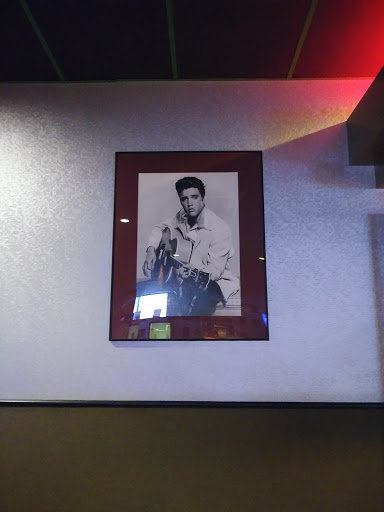 Movie Theater «Cinemark Tinseltown USA and XD», reviews and photos