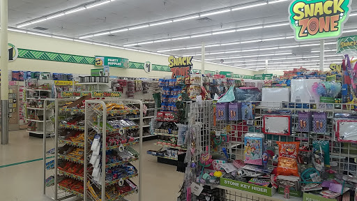 Dollar Store «Dollar Tree», reviews and photos, 1291 Folly Rd #103, Charleston, SC 29412, USA