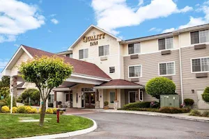 Quality Inn & Suites Federal Way - Seattle image