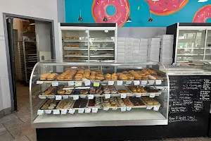 Doughdaddy's Doughnuts Inc image