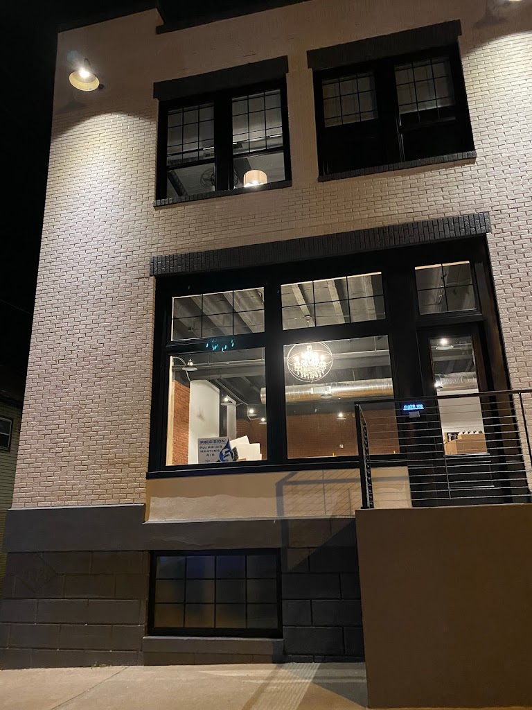 Blank Slate Salon 17078