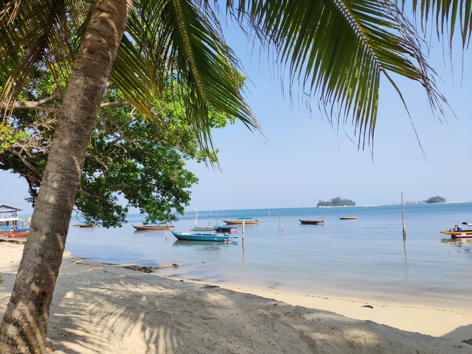 Zdjęcie Nongsa Riau Beach z poziomem czystości głoska bezdźwięczna